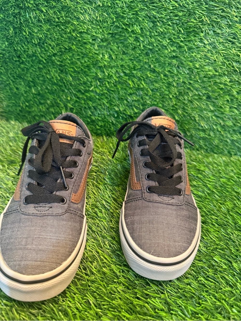 Vans youth boys black Gray brown textile Canvas Low-Top Sneakers size 1Y